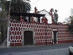 "Casa Alvarado"